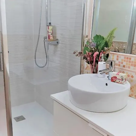 Movie Star With Garden Apartment *