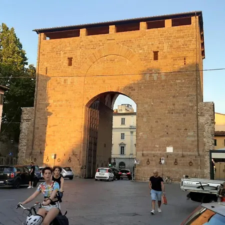 Movie Star With Garden Apartment Florenz
